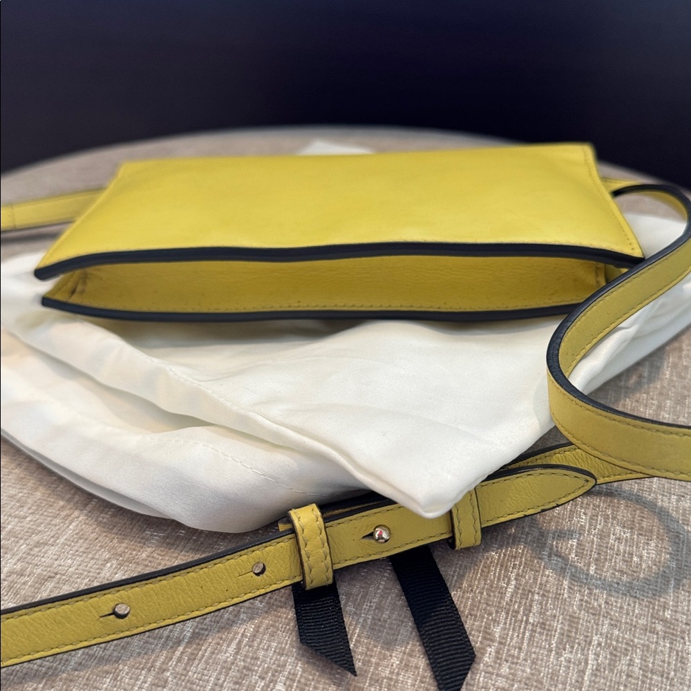 Gucci Lime Green Crossbody WOC - Picture 8 of 8